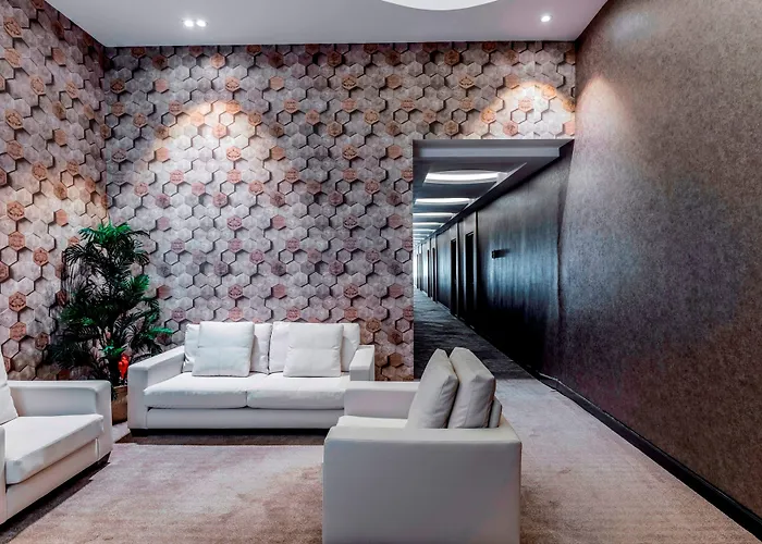 阿迪怒格鲁酒店