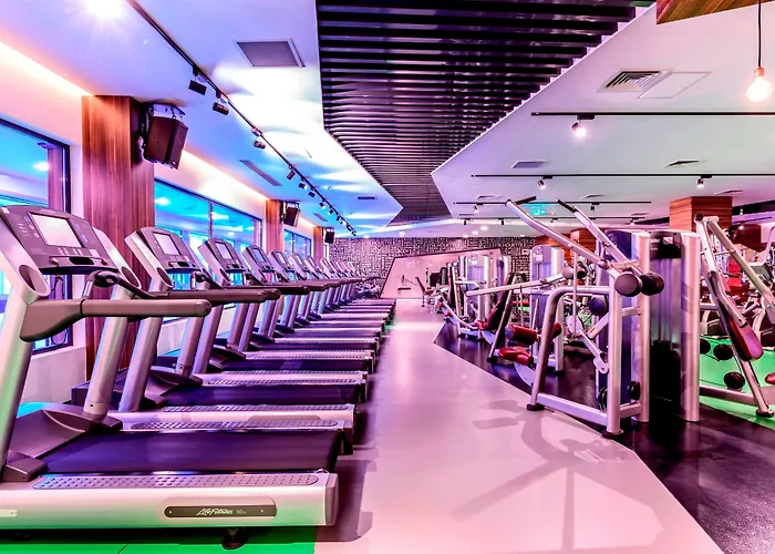 阿迪怒格鲁酒店 4*