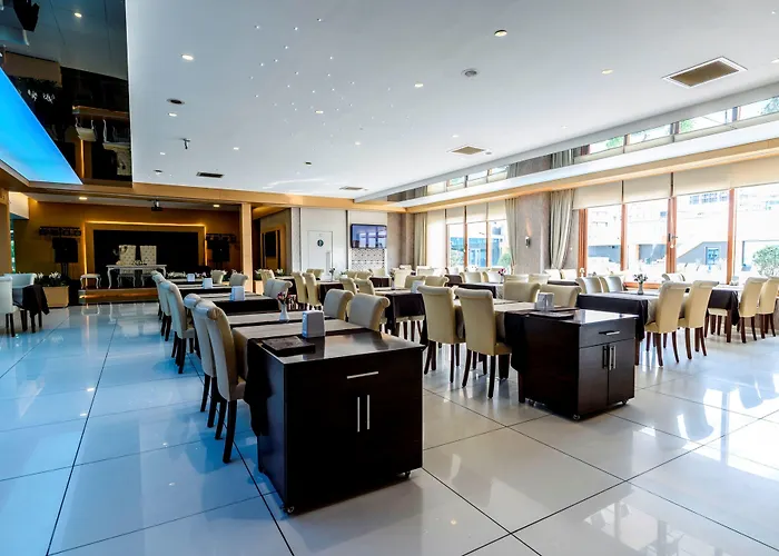 酒店 阿迪怒格鲁酒店 4*